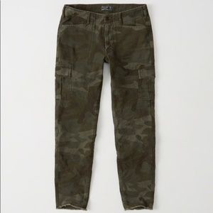 A&F Ames Low-Rise Camo